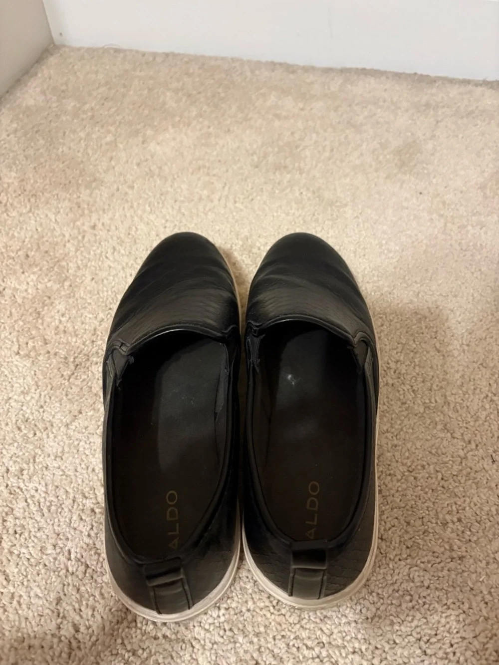 Women’s Aldo Black Slip-On Casual Sneakers Size 9